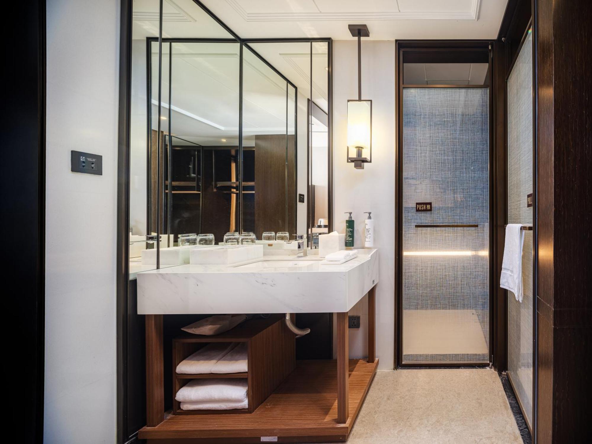 Hilton Garden Guomao 4* Peking (Beijing)